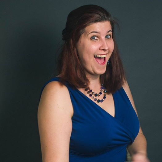 cropped-swirlygirljenniferhaston